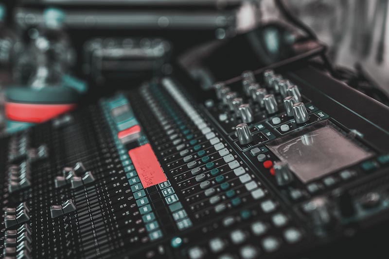 Giorgos Lorantakis Blog | Fix your mix - 10 tips | mixing console